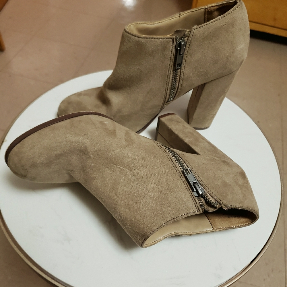 Swuade Booties